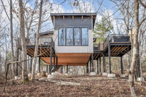 Whispering Pines Treehouse - Sunrise
